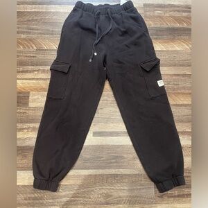 social tourist cargo pocket sweatpants